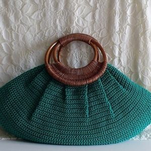 Neumann Marcus green crochet wicker handbag in excellent condition.